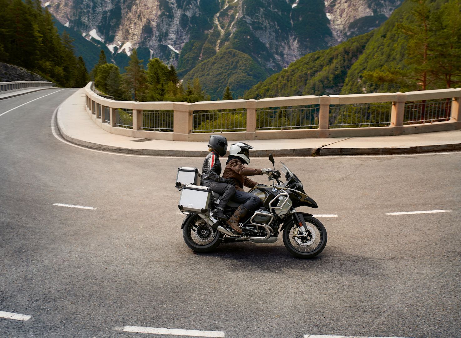 Top 7 Luxury Touring Motorcycles That Are Here to Stay